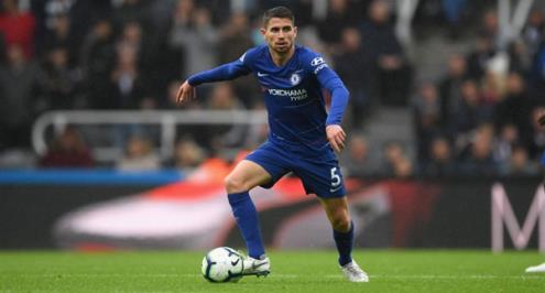 لامبارد يتجاهل الأقدمية.. جورجينيو "الكابتن البديل" في تشيلسي